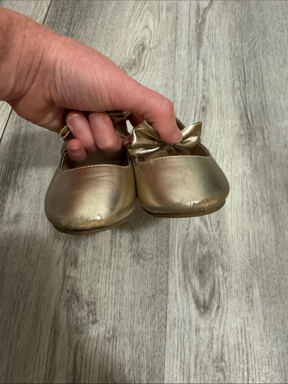 The Children's Place Metallic Gold Bow Mary Jane Flats